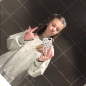 Meet your Posher, Arabella